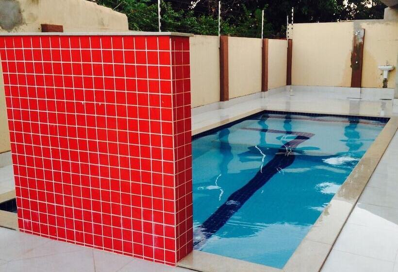 בית מלון כפרי Colinas