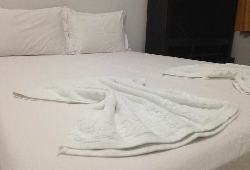 בית מלון כפרי Colinas