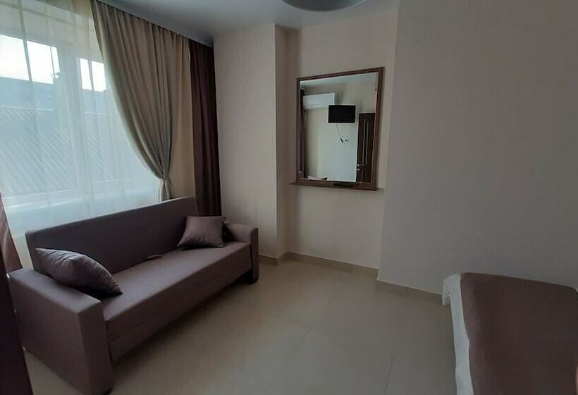 ホテル Dacha House