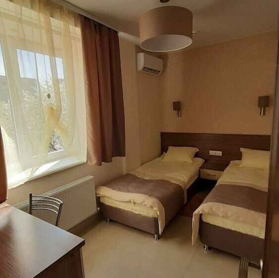 ホテル Dacha House