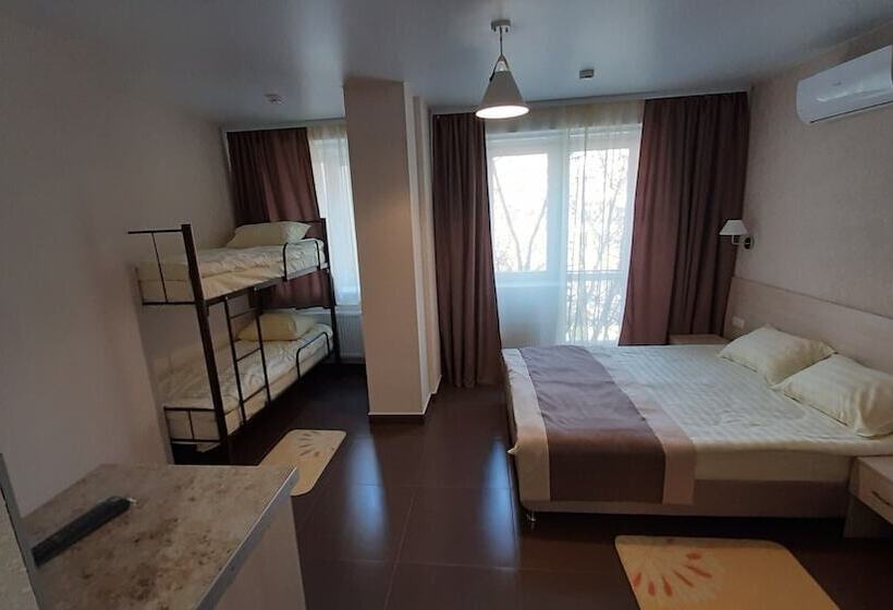 ホテル Dacha House