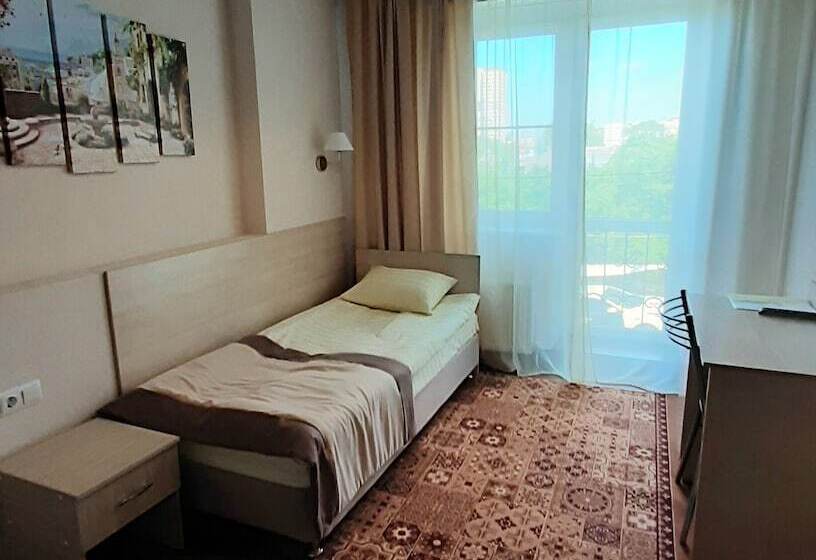 ホテル Dacha House