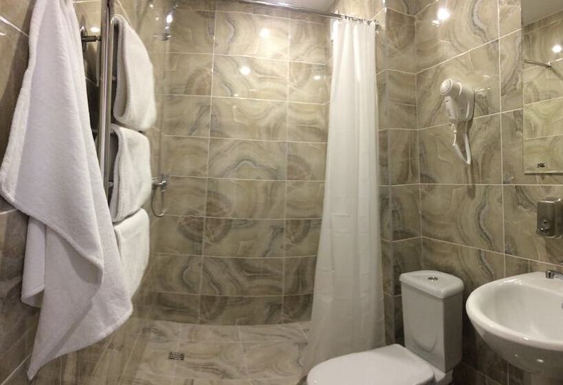 בית מלון כפרי Family Stories