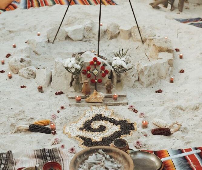 ホテル Glamp Ikal Tulum