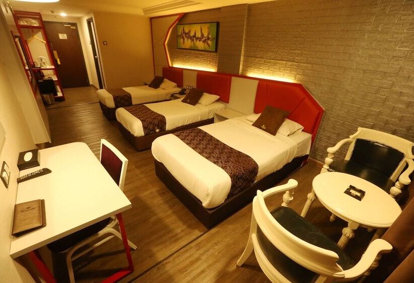 בית מלון כפרי Golden Nasmir