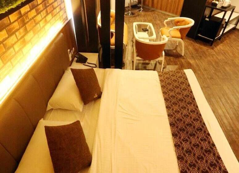 בית מלון כפרי Golden Nasmir