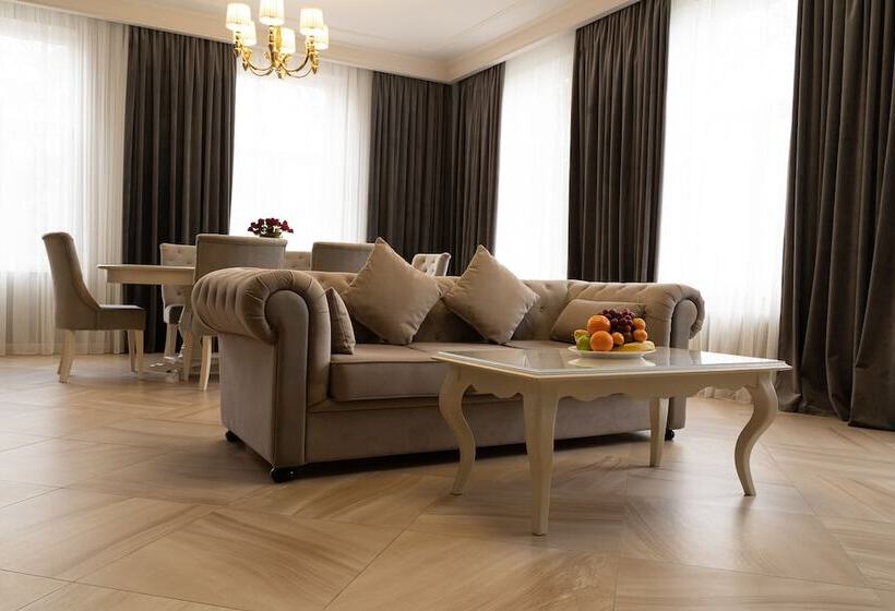 בית מלון כפרי Grand Kavkaz