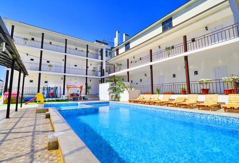 酒店 Guest House Spiros