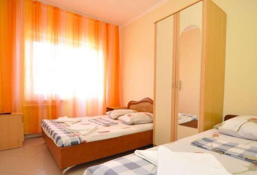 酒店 Guest House Spiros