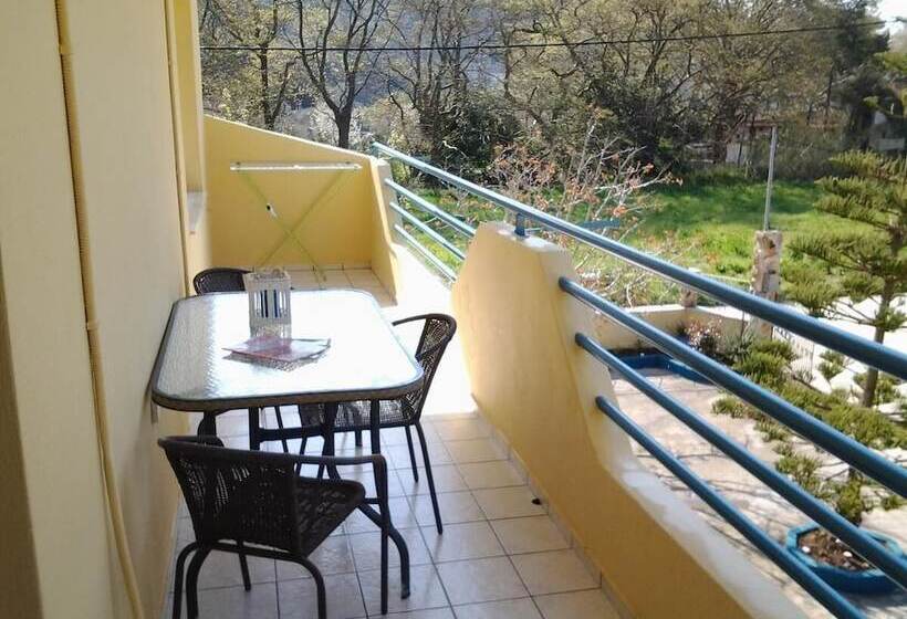 هتل Harmony House