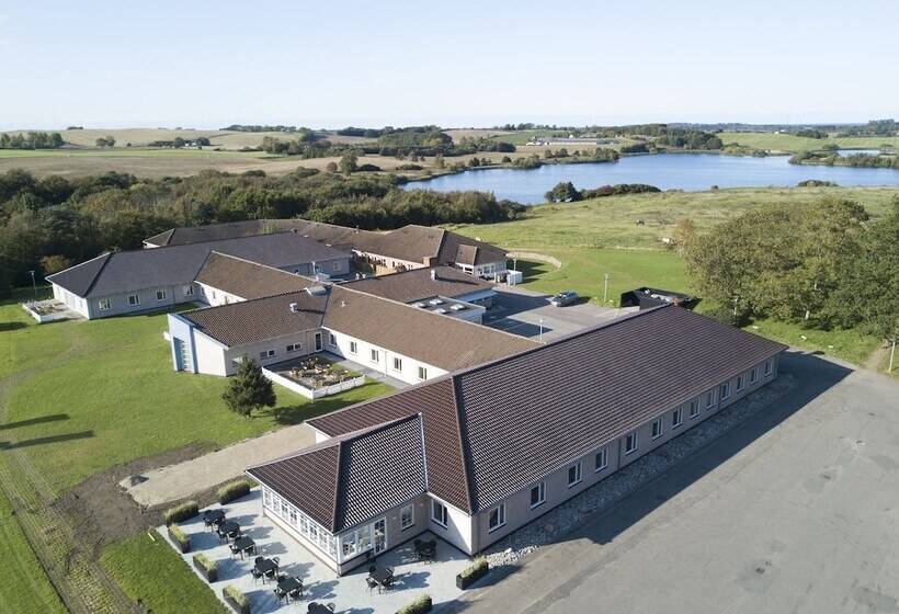 בית מלון כפרי Højbysø