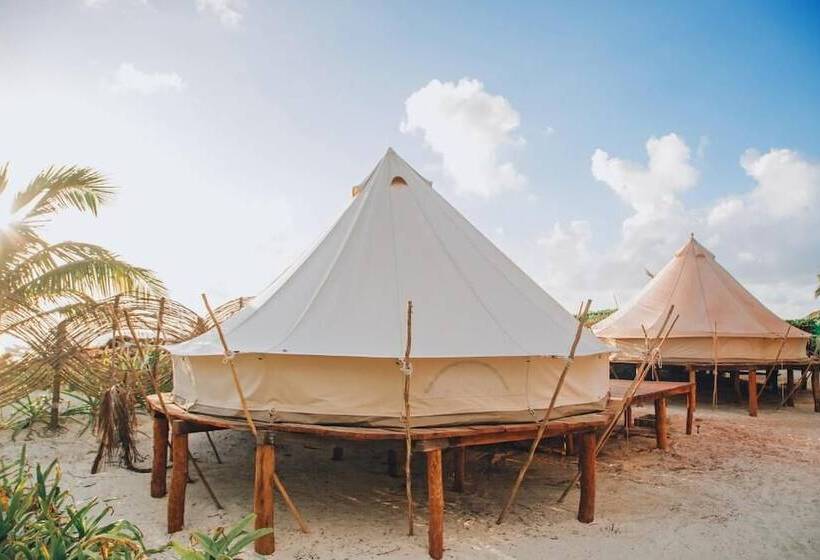 ホテル Glamp Ikal Tulum