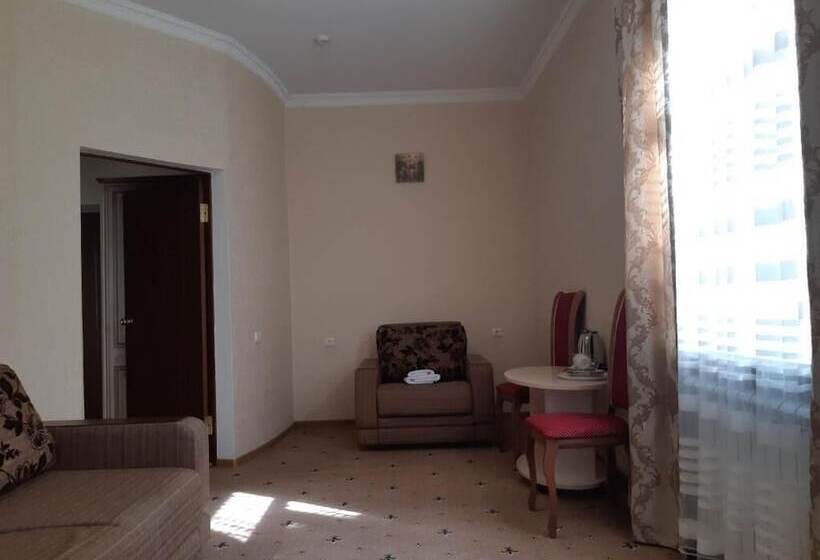 בית מלון כפרי Kurazh