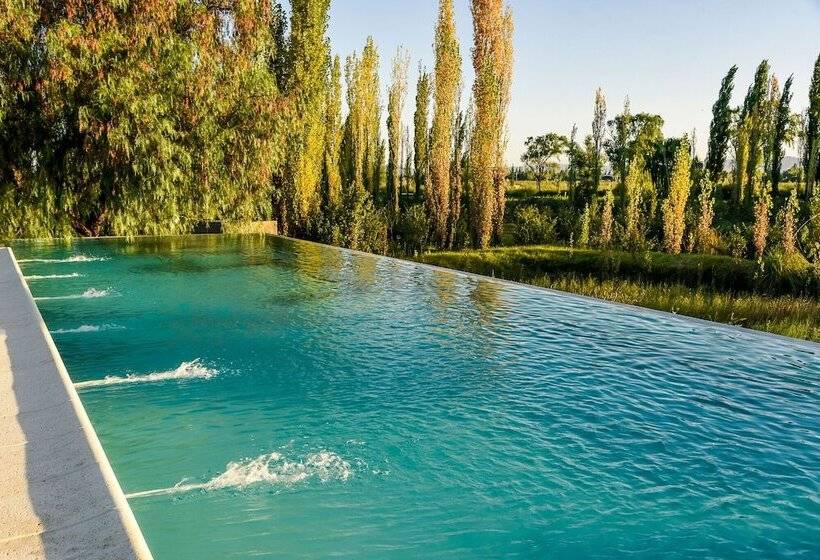 هتل Finca La Escondida San Rafael