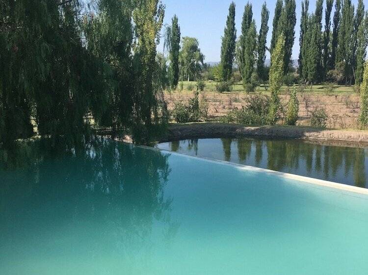 هتل Finca La Escondida San Rafael