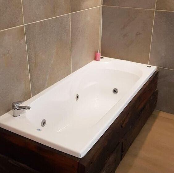 هتل Finca La Escondida San Rafael