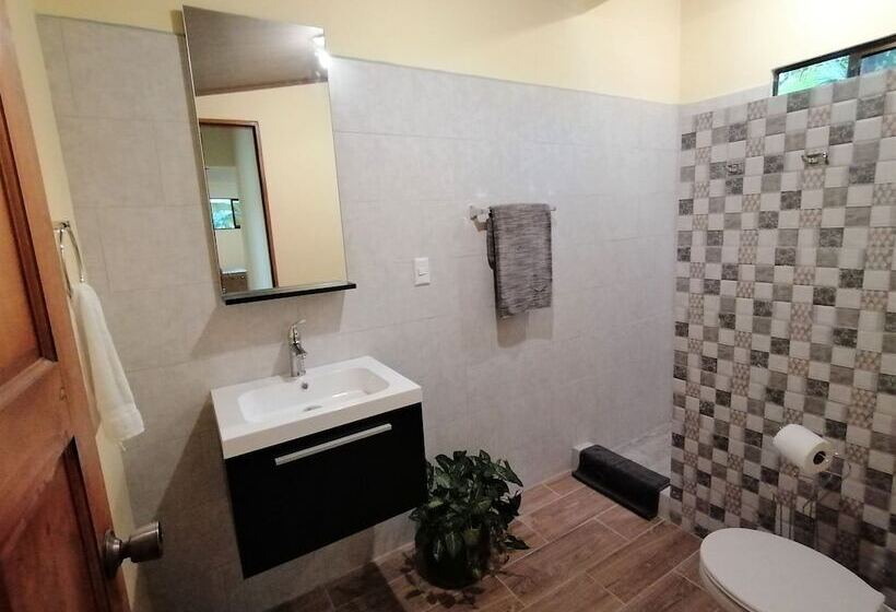 בית מלון כפרי Lake Gardens Arenal Villas