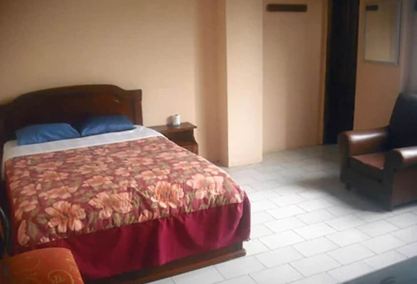 בית מלון כפרי Las Brisas