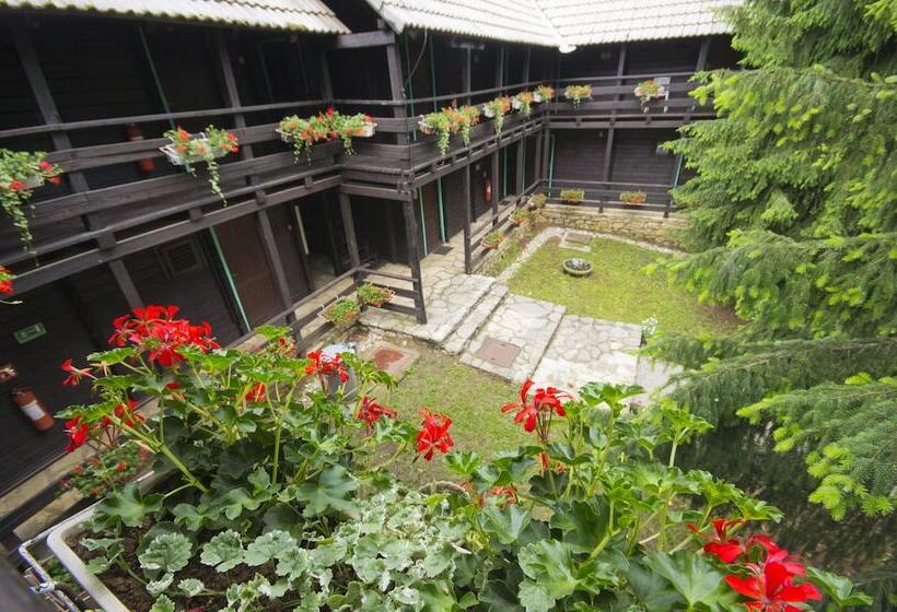 Отель Looking For Green, Relaxing Vacation