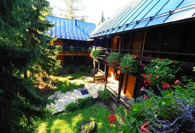 Отель Looking For Green, Relaxing Vacation