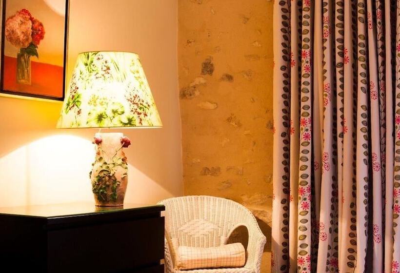 בית מלון כפרי Maison D Hôtes Les Herbes Folles