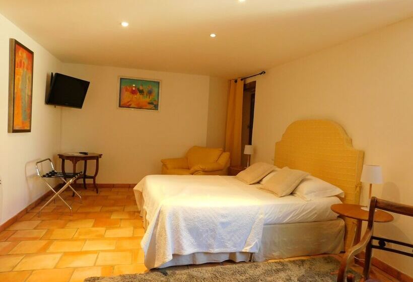 ホテル Mas De L Hospitalet