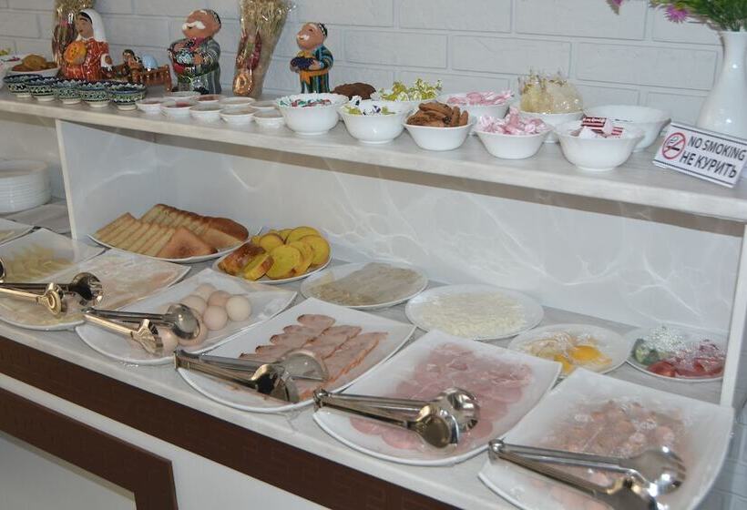 בית מלון כפרי Mehmon Saroy