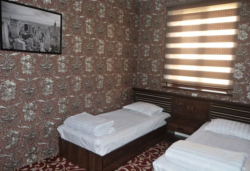 בית מלון כפרי Mehmon Saroy