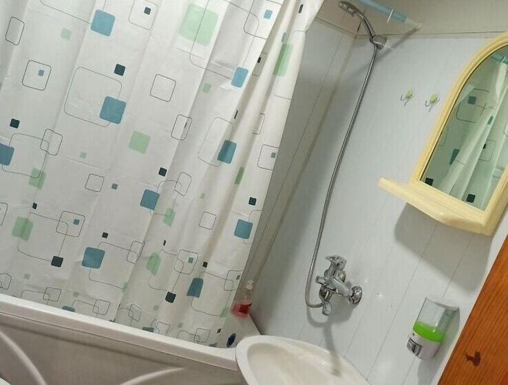 בית מלון כפרי Mekhtar Ambar  Caravan Sarai Xix