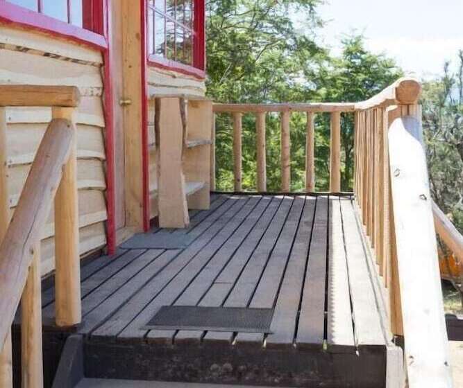 Отель Pared Sur Camp