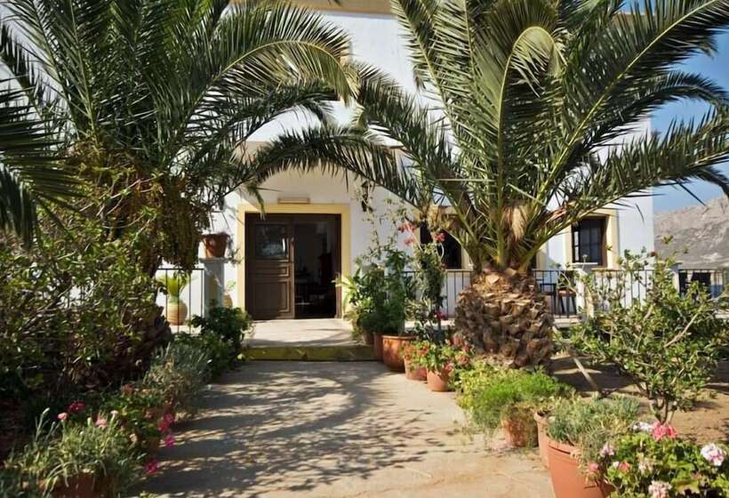 בית מלון כפרי Porto Potha