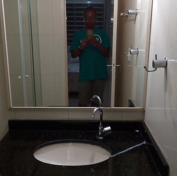 בית מלון כפרי Pousada Confort Home Brasília