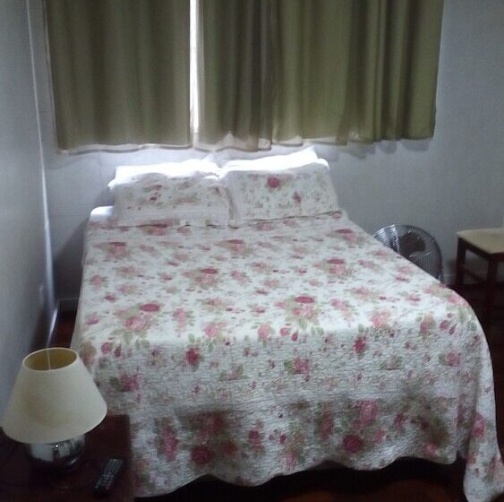 בית מלון כפרי Pousada Confort Home Brasília