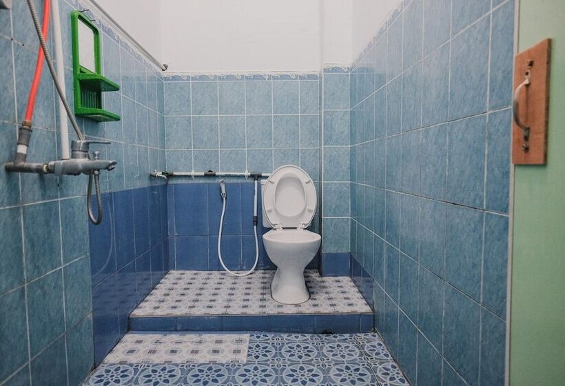 فندق Reddoorz Syariah Near Tugu Kopi Kepahiang