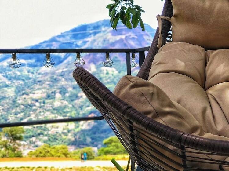 Сельский отель Botanico Glamping