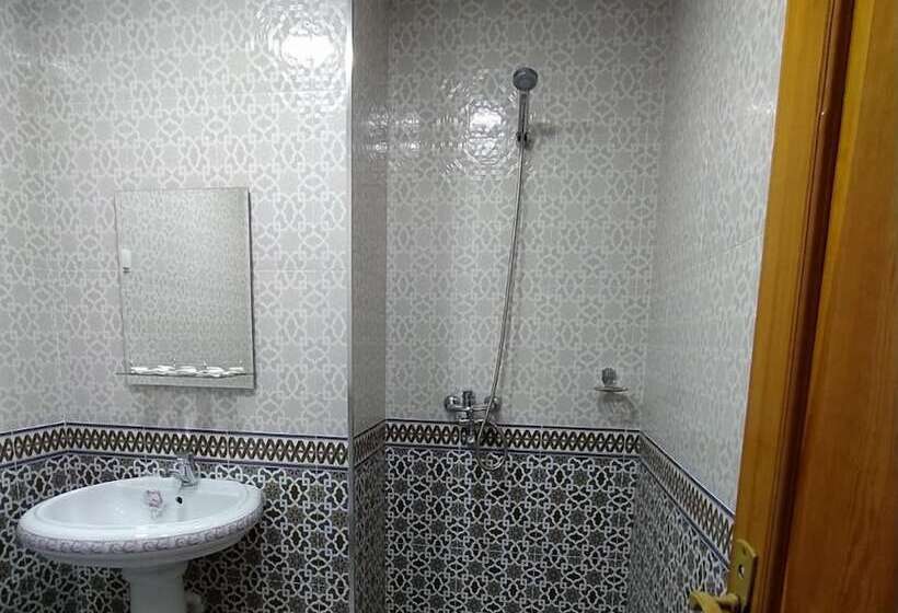 בית מלון כפרי Sharq