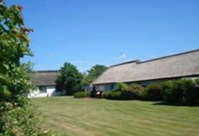 בית מלון כפרי St. Binderup Kro