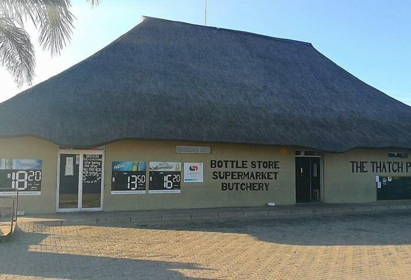 酒店 Thatch Palace Lodge