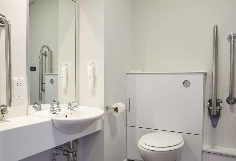 בית מלון כפרי The Bowman By Greene King Inns