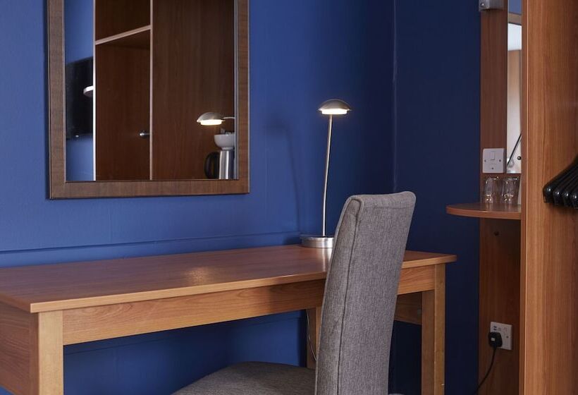 בית מלון כפרי The Bowman By Greene King Inns