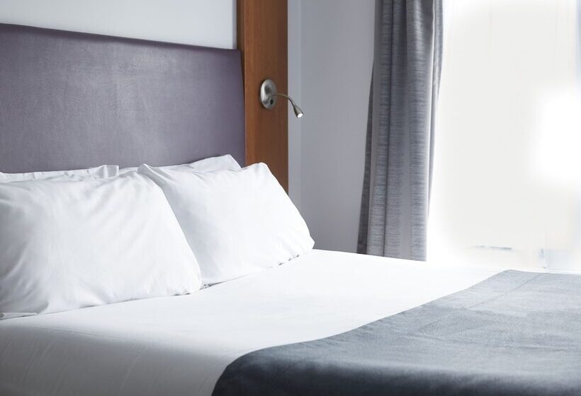 בית מלון כפרי The Bowman By Greene King Inns