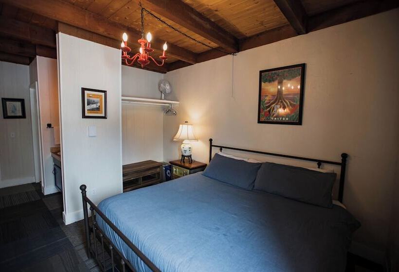 Отель The Viking Lodge Downtown Winter Park, Colorado