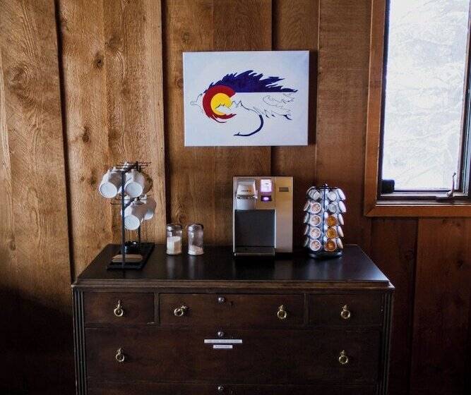 Отель The Viking Lodge Downtown Winter Park, Colorado