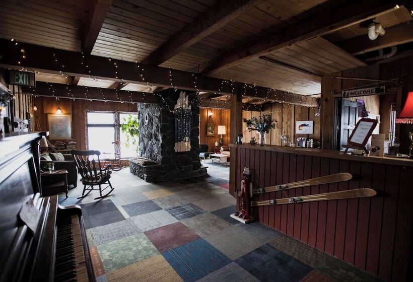 Отель The Viking Lodge Downtown Winter Park, Colorado