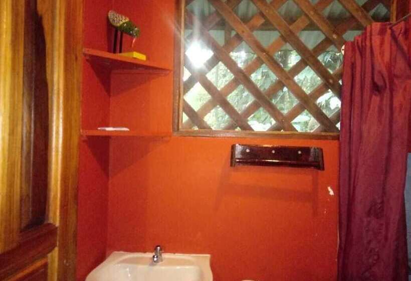 בית מלון כפרי Toucan & Tarpon