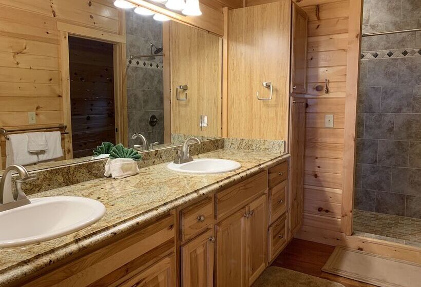 Majestic View Lodge #426