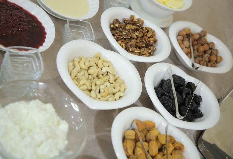 Marhabo Hotel Palace