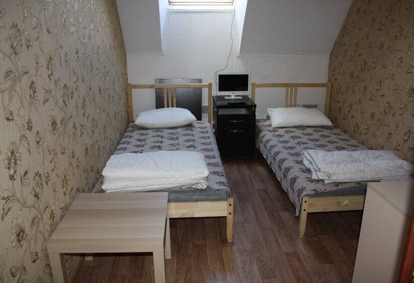 Mini Hotel Avrora Hostel