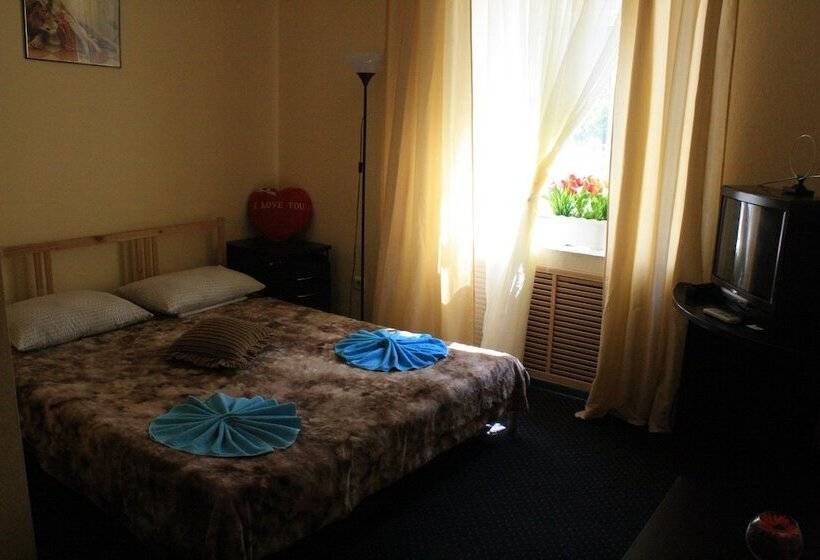 Mini Hotel Avrora Hostel