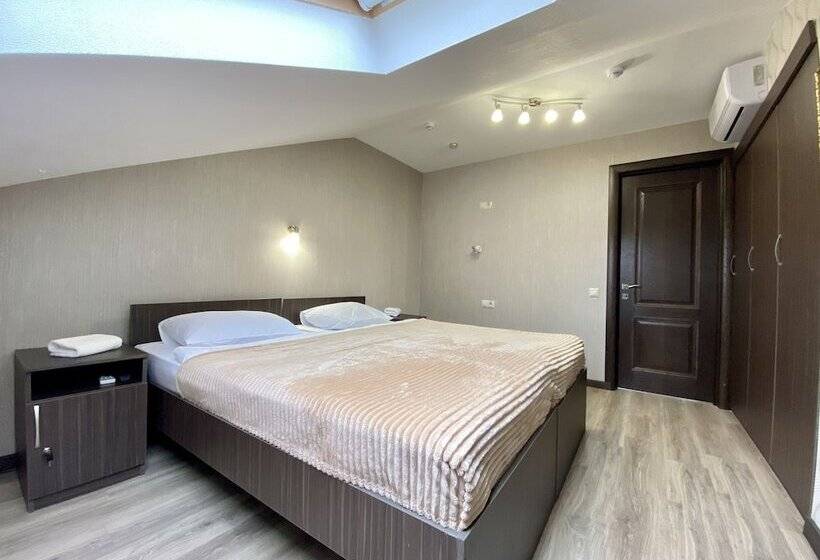 Mini Hotel Live In Rostov